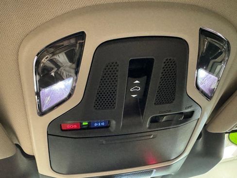 Used 2025 Subaru Outback Limited image 10