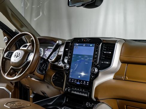 Used 2022 RAM 3500 Laramie image 23