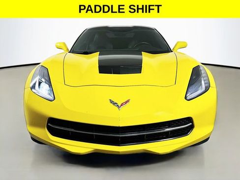 Used 2016 Chevrolet Corvette Stingray Coupe RWD image 4
