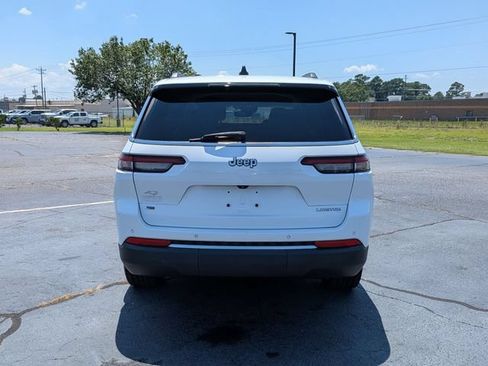 Used 2022 Jeep Grand Cherokee L Limited RWD image 4