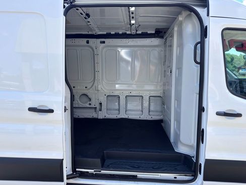Used 2024 Ford Transit 250 148 Medium Roof w/ Load Area Protection Package RWD image 31