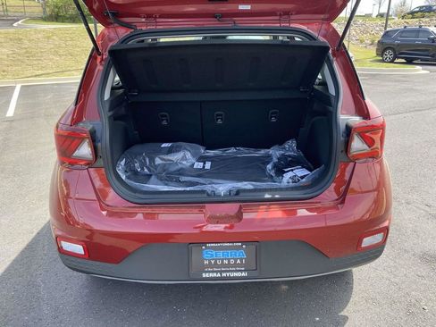 New 2026 Hyundai Venue SEL FWD image 10