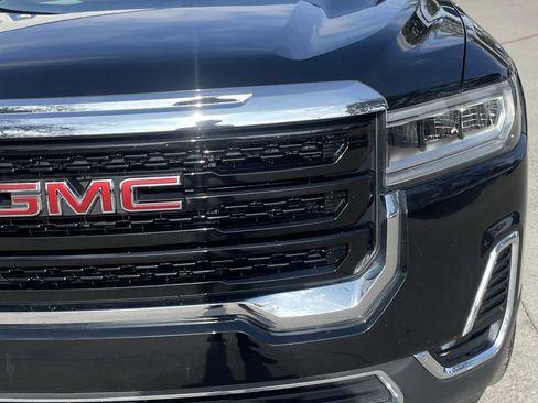 Used 2023 GMC Acadia SLE image 7