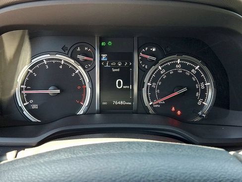 Used 2021 Toyota 4Runner Venture AWD/4WD image 16