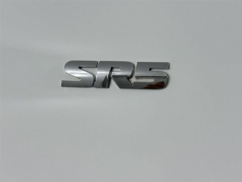 Certified 2022 Toyota 4Runner SR5 Premium AWD/4WD image 15