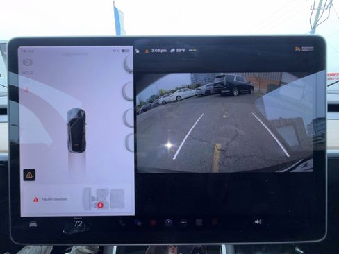 Used 2021 Tesla Model Y Long Range image 19