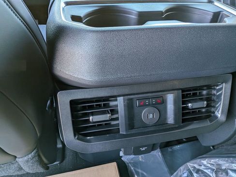 New 2026 Ford F250 Platinum image 31