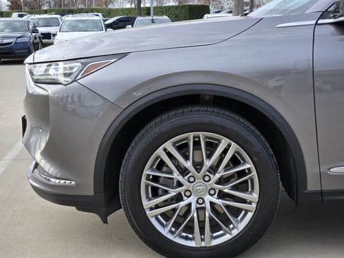 Used 2024 Acura MDX SH-AWD w/ Advance Package image 9