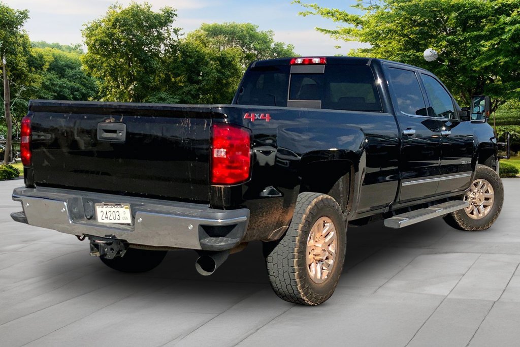 Used 2018 Chevrolet Silverado 3500 LTZ w/ Duramax Plus Package AWD/4WD image 6