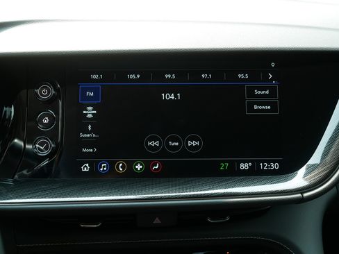 Used 2023 Buick Envision Preferred AWD/4WD image 22