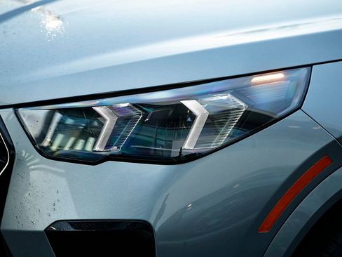 New 2026 BMW X2 M35i w/ M Sport Professional Package image 12