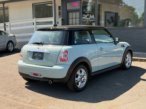 Used 2012 MINI Cooper Hardtop w/ Cold Weather Pkg FWD image 5