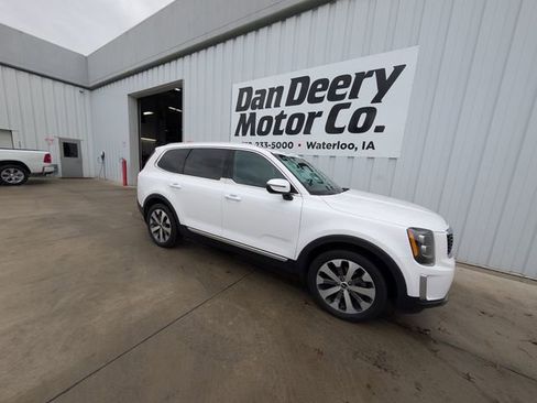 Used 2022 Kia Telluride EX w/ EX Premium Package image 24
