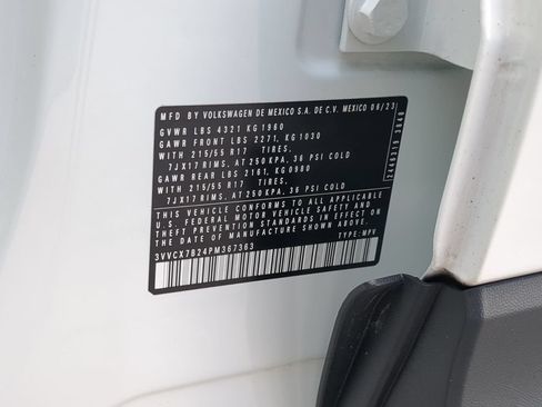 Certified 2023 Volkswagen Taos S FWD image 32
