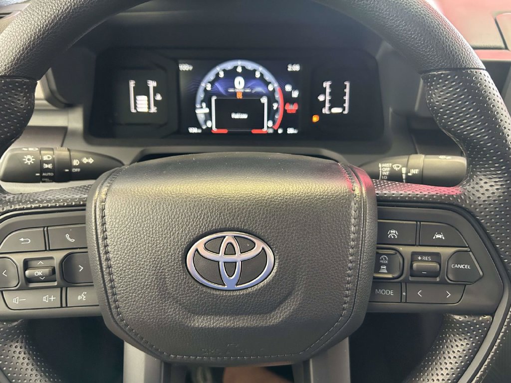 Used 2026 Toyota Tacoma SR5 RWD image 27