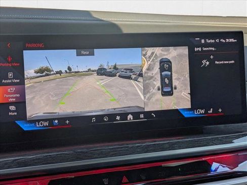 Used 2024 BMW i7 M70 w/ Premium Package image 14