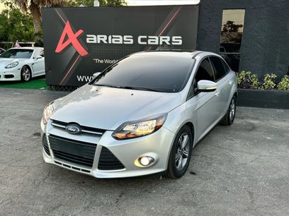 Used 2014 Ford Focus SE w/ SE Sport Package