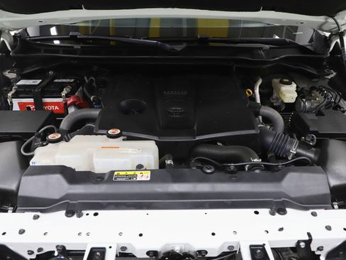 Used 2022 Toyota Tundra Limited image 35