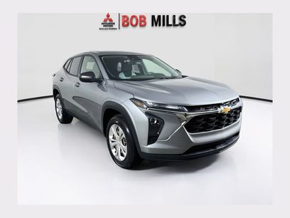 Used 2024 Chevrolet Trax LS w/ Driver Confidence Package