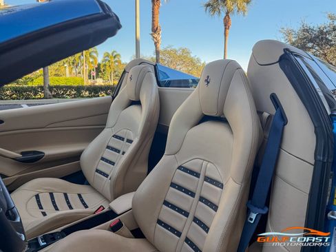 Used 2017 Ferrari 488 Spider image 23