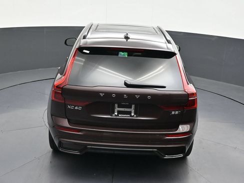 Used 2026 Volvo XC60 B5 Plus AWD/4WD image 17