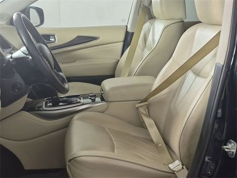 Used 2019 INFINITI QX60 Luxe w/ Essential Package image 12