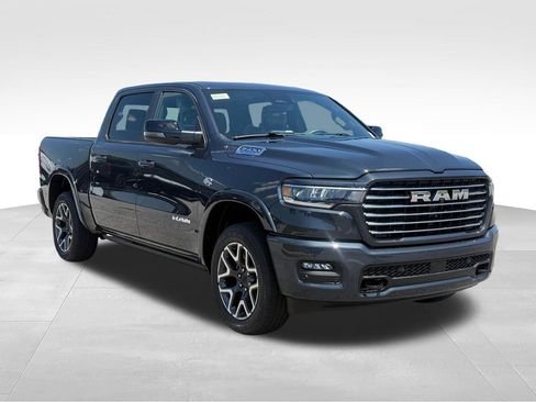 New 2026 RAM 1500 Laramie AWD/4WD image 8