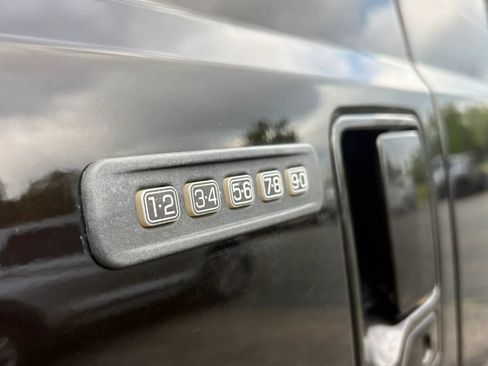 Used 2014 Ford F250 Lariat w/ Chrome Package AWD/4WD image 40