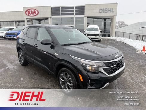 Used 2024 Kia Seltos LX image 1