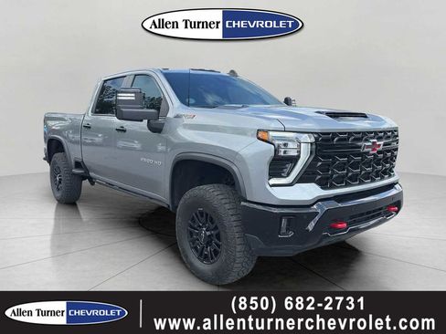 Used 2025 Chevrolet Silverado 2500 ZR2 AWD/4WD image 1