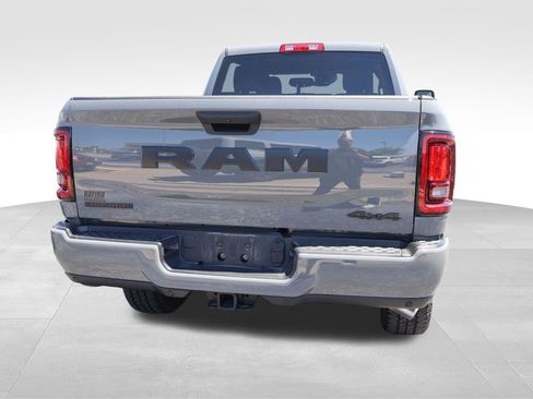 Used 2026 RAM 2500 Big Horn AWD/4WD image 16