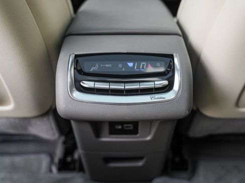 Used 2020 Cadillac XT6 Premium Luxury AWD/4WD image 47