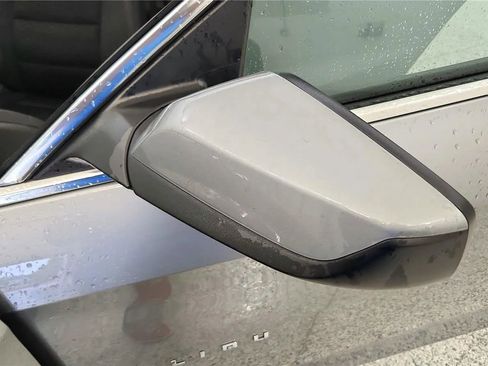 Used 2024 Chevrolet Malibu LT FWD image 18