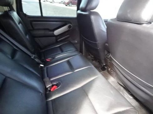 Used 2010 Ford Explorer XLT image 27