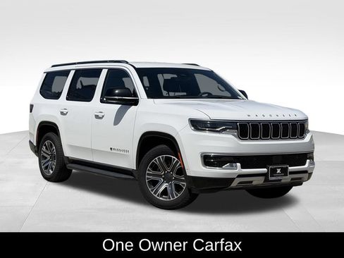 Used 2024 Jeep Wagoneer Series II w/ Flexible Seating Group AWD/4WD image 2