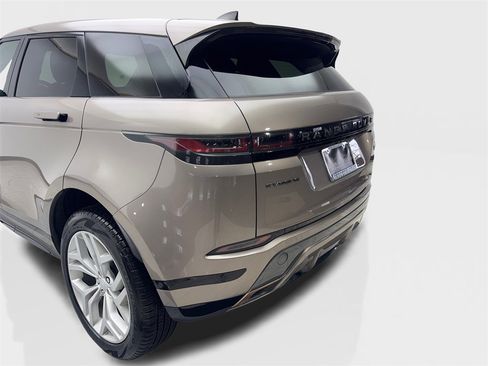 Used 2021 Land Rover Range Rover Evoque R-Dynamic SE image 18