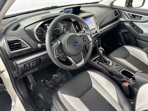 Used 2023 Subaru Crosstrek 2.5i Limited AWD/4WD image 9