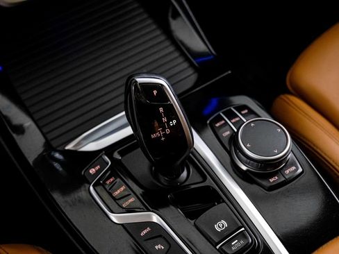 Used 2021 BMW X3 xDrive30e w/ Premium Package image 25