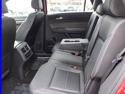 Used 2022 Volkswagen Atlas Cross Sport SEL R-Line image 26