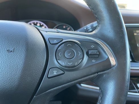 Used 2018 Buick Enclave Avenir w/ Avenir Technology Package image 8