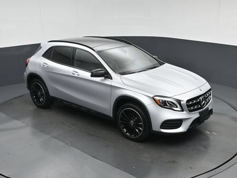 Used 2020 Mercedes-Benz GLA 250 4MATIC image 55