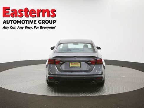 Used 2023 Nissan Altima 2.5 SR FWD image 35
