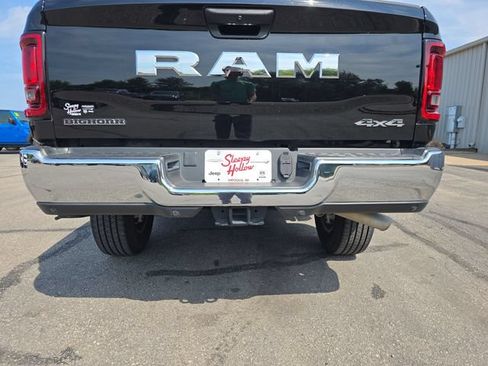Used 2026 RAM 2500 Big Horn AWD/4WD image 16
