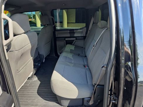 Used 2017 Ford F150 XLT AWD/4WD image 25