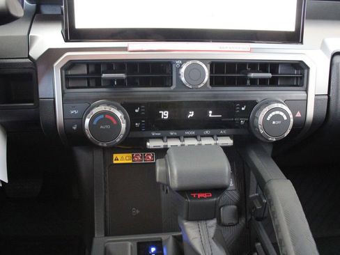 New 2026 Toyota 4Runner TRD Off-Road Premium AWD/4WD image 38