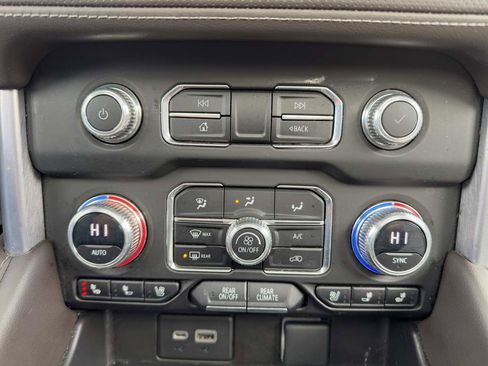 Used 2023 GMC Yukon SLT w/ Max Trailering Package image 18