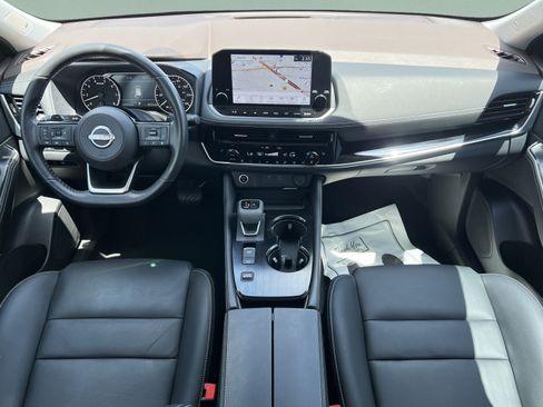 Used 2023 Nissan Rogue SL w/ SL Premium Package FWD image 9