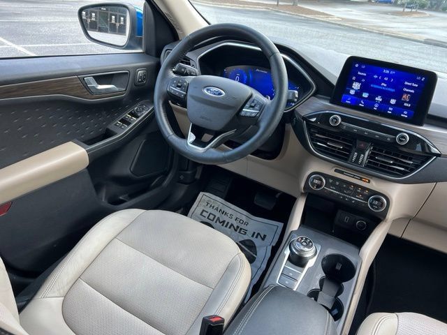 Used 2020 Ford Escape Titanium AWD/4WD image 27