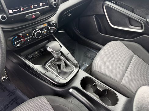 Used 2024 Kia Soul LX w/ Option Group 015 image 13