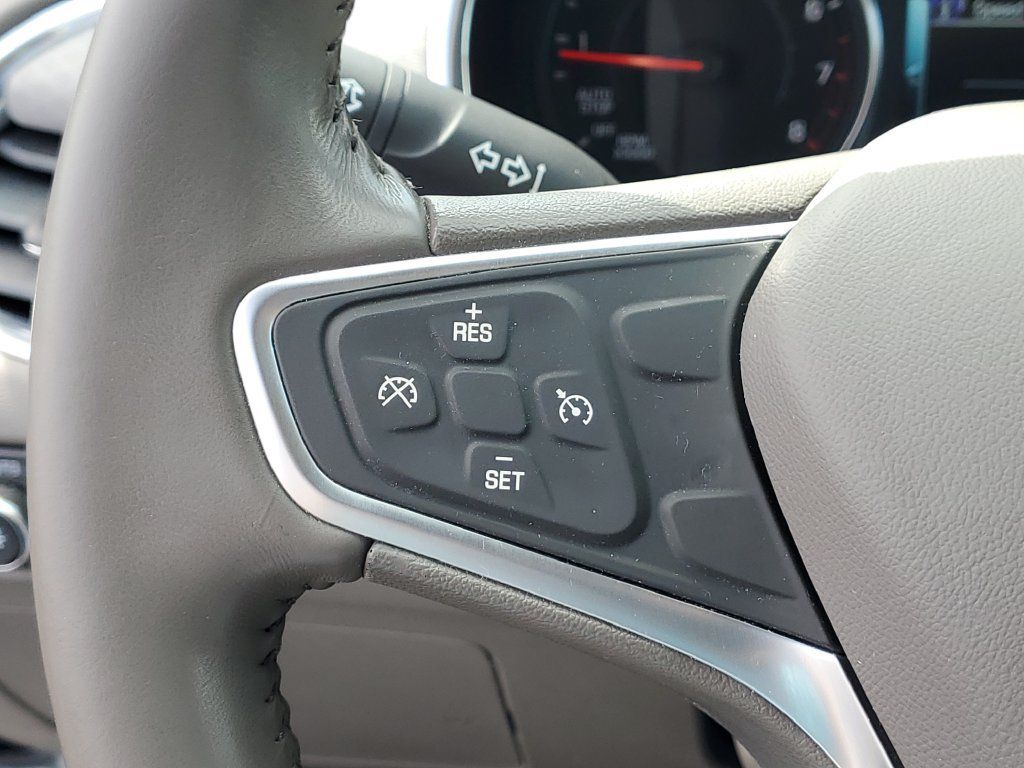 Used 2018 Chevrolet Malibu LT FWD image 9